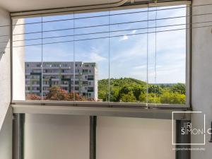 Pronájem bytu 3+kk, Praha - Horní Měcholupy, Janovská, 66 m2