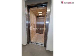Pronájem bytu 3+kk, Praha - Libeň, Nad Kolčavkou, 82 m2