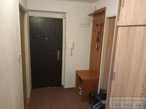 Pronájem bytu 2+1, Krnov - Pod Bezručovým vrchem, Mánesova, 55 m2
