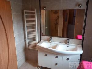 Pronájem bytu 2+1, Krnov - Pod Bezručovým vrchem, Mánesova, 55 m2