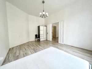 Pronájem bytu 4+1, Praha - Nové Město, Ječná, 155 m2