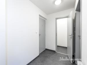 Pronájem bytu 2+kk, Praha - Sobín, Želetická, 45 m2