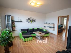 Prodej bytu 3+1, Uherské Hradiště, Jaroslava Staňka, 85 m2