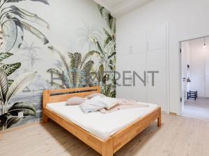 Prodej bytu 2+kk, Praha - Karlín, Prvního pluku, 53 m2