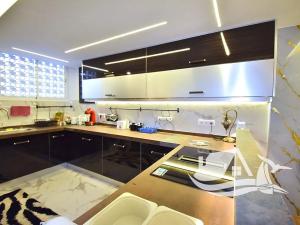 Prodej bytu 3+kk, Marbella, Španělsko, 75 m2