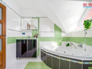 Prodej rodinného domu, Kostomlátky, Ke Křížku, 129 m2
