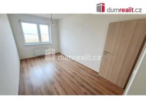 Pronájem bytu 2+kk, Praha - Kbely, Sedlářova, 56 m2