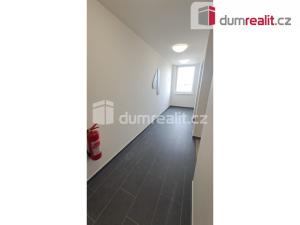 Pronájem bytu 2+kk, Praha - Kbely, Sedlářova, 56 m2