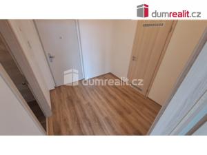 Pronájem bytu 2+kk, Praha - Kbely, Sedlářova, 56 m2