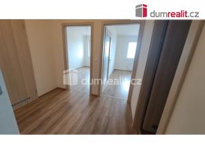 Pronájem bytu 2+kk, Praha - Kbely, Sedlářova, 56 m2