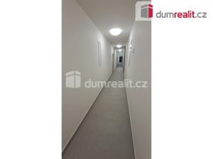 Pronájem bytu 2+kk, Praha - Kbely, Sedlářova, 56 m2