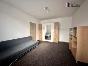 Pronájem bytu 1+1, Podbořany, Sídliště Míru, 35 m2