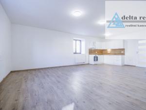 Prodej bytu 2+kk, Šumperk, Jesenická, 60 m2