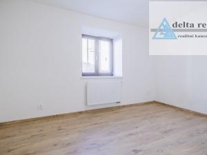 Prodej bytu 2+kk, Šumperk, Jesenická, 60 m2