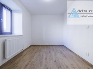 Prodej bytu 2+kk, Šumperk, Jesenická, 60 m2