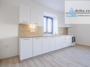 Prodej bytu 2+kk, Šumperk, Jesenická, 51 m2