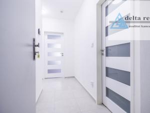 Prodej bytu 2+kk, Šumperk, Jesenická, 51 m2