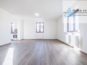Prodej bytu 2+kk, Šumperk, Jesenická, 65 m2