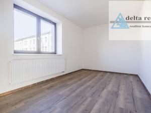 Prodej bytu 2+kk, Šumperk, Jesenická, 65 m2