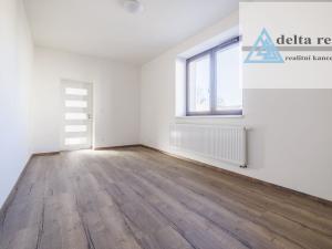 Prodej bytu 2+kk, Šumperk, Jesenická, 65 m2