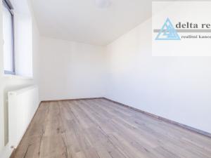 Prodej bytu 2+kk, Šumperk, Jesenická, 65 m2