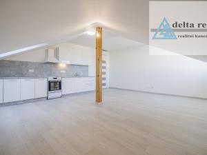 Prodej bytu 2+kk, Šumperk, Jesenická, 71 m2