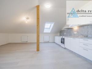 Prodej bytu 2+kk, Šumperk, Jesenická, 71 m2