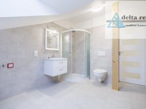 Prodej bytu 2+kk, Šumperk, Jesenická, 71 m2