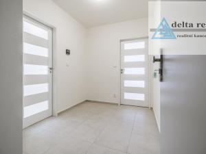 Prodej bytu 2+kk, Šumperk, Jesenická, 71 m2