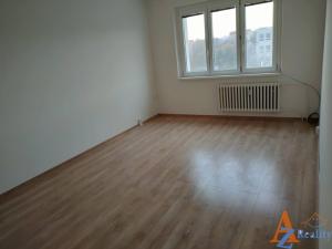 Pronájem bytu 2+1, Jirkov, Červenohrádecká, 65 m2