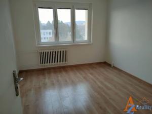 Pronájem bytu 2+1, Jirkov, Červenohrádecká, 65 m2