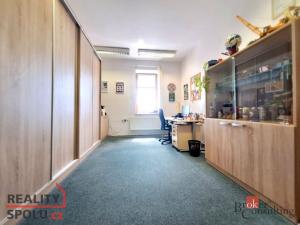 Pronájem kanceláře, Plzeň - Skvrňany, Domažlická, 41 m2