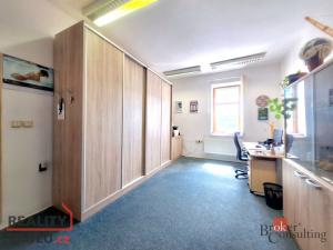 Pronájem kanceláře, Plzeň - Skvrňany, Domažlická, 41 m2