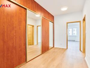 Pronájem bytu 2+1, Praha - Vršovice, Amurská, 73 m2
