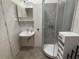 Pronájem bytu 3+1, Hradec Králové, Pod Strání, 73 m2