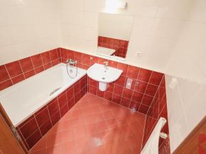 Prodej bytu 2+kk, Praha - Hostivař, Bratislavská, 53 m2