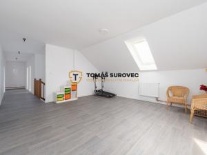 Prodej rodinného domu, Zlín - Louky, K Luhám, 277 m2