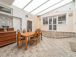 Prodej rodinného domu, Mladá Boleslav, Partyzánská, 199 m2
