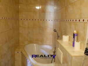 Pronájem bytu 2+1, Žatec, Lva Tolstého, 60 m2