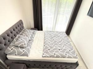 Prodej bytu 2+kk, Praha - Pitkovice, Penízovková, 40 m2