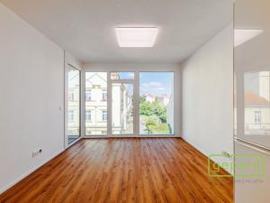 Pronájem bytu 2+kk, Znojmo, 50 m2