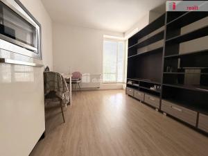 Prodej bytu 1+kk, Uherské Hradiště, Zelené náměstí, 33 m2