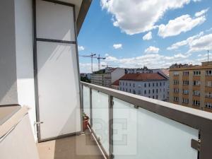 Pronájem bytu 3+kk, Praha - Libeň, Sokolovská, 70 m2