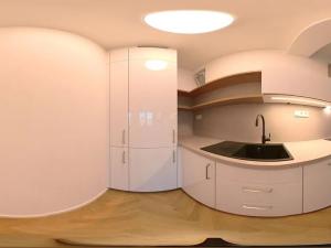 Pronájem bytu 3+kk, Praha - Libeň, Sokolovská, 70 m2