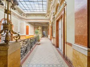 Pronájem kanceláře, Hradec Králové, Tomkova, 1600 m2