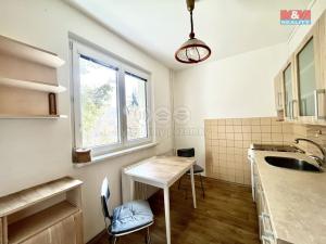Pronájem bytu 2+1, Zlín - Malenovice, třída Svobody, 58 m2