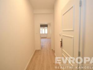 Pronájem bytu 1+kk, Praha - Žižkov, Chlumova, 32 m2