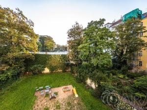 Pronájem bytu 1+1, Praha, 45 m2