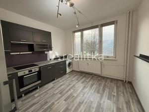Pronájem bytu 2+kk, Karviná, Divišova, 37 m2