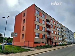 Prodej bytu 3+1, Hostinné, Sídliště, 71 m2